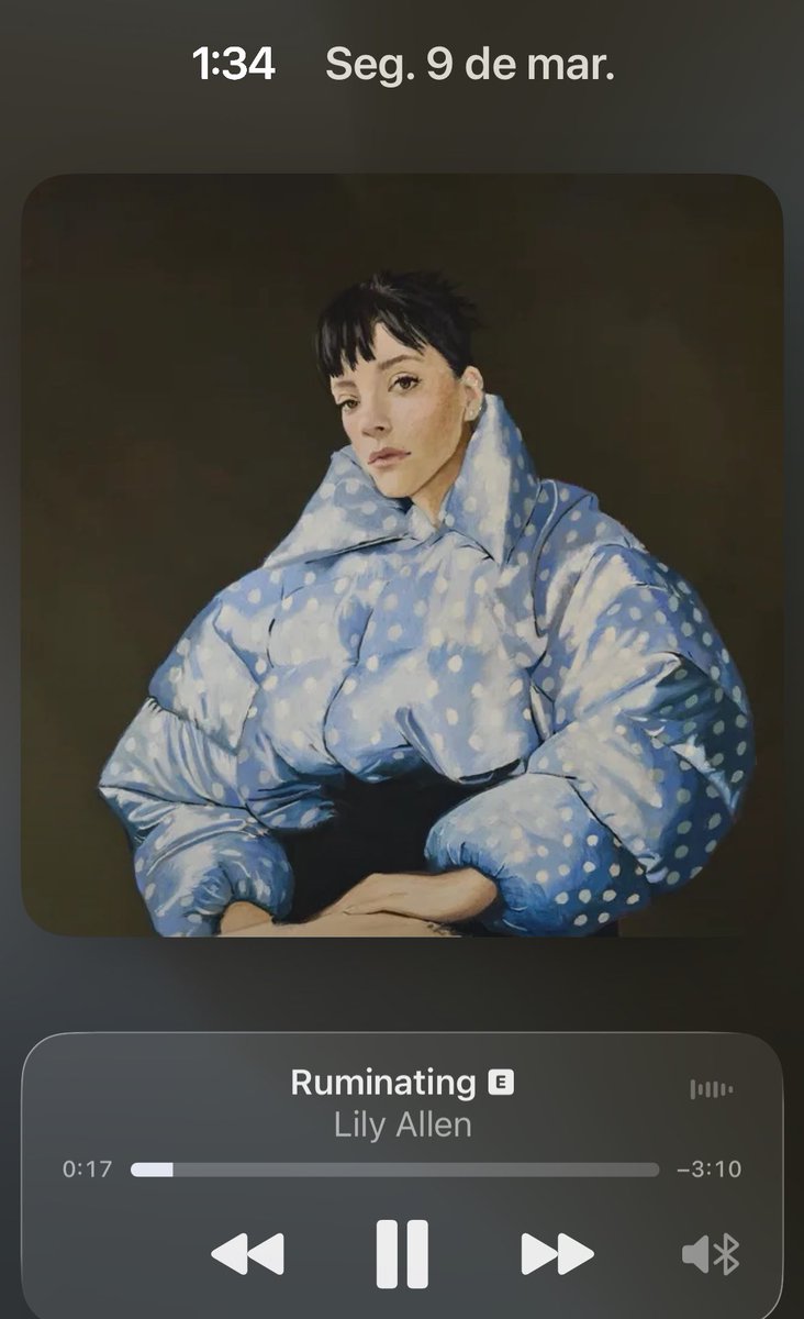 vc shostakovich dela? fiquei viciada no último álbum dela ainda mais pq ela expôs tudo entre ela e o david barbour de stranger things