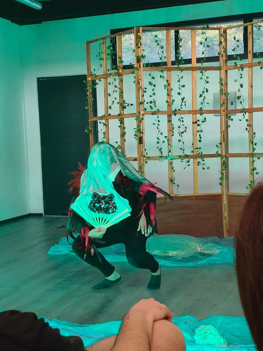 Ariel Loya antes Ari tweet media