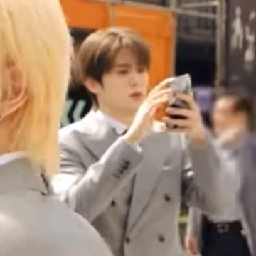 gin. | 𝓙໒꒱ tweet media