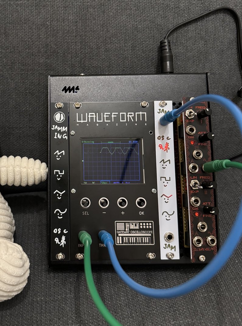 えつこむ tweet media