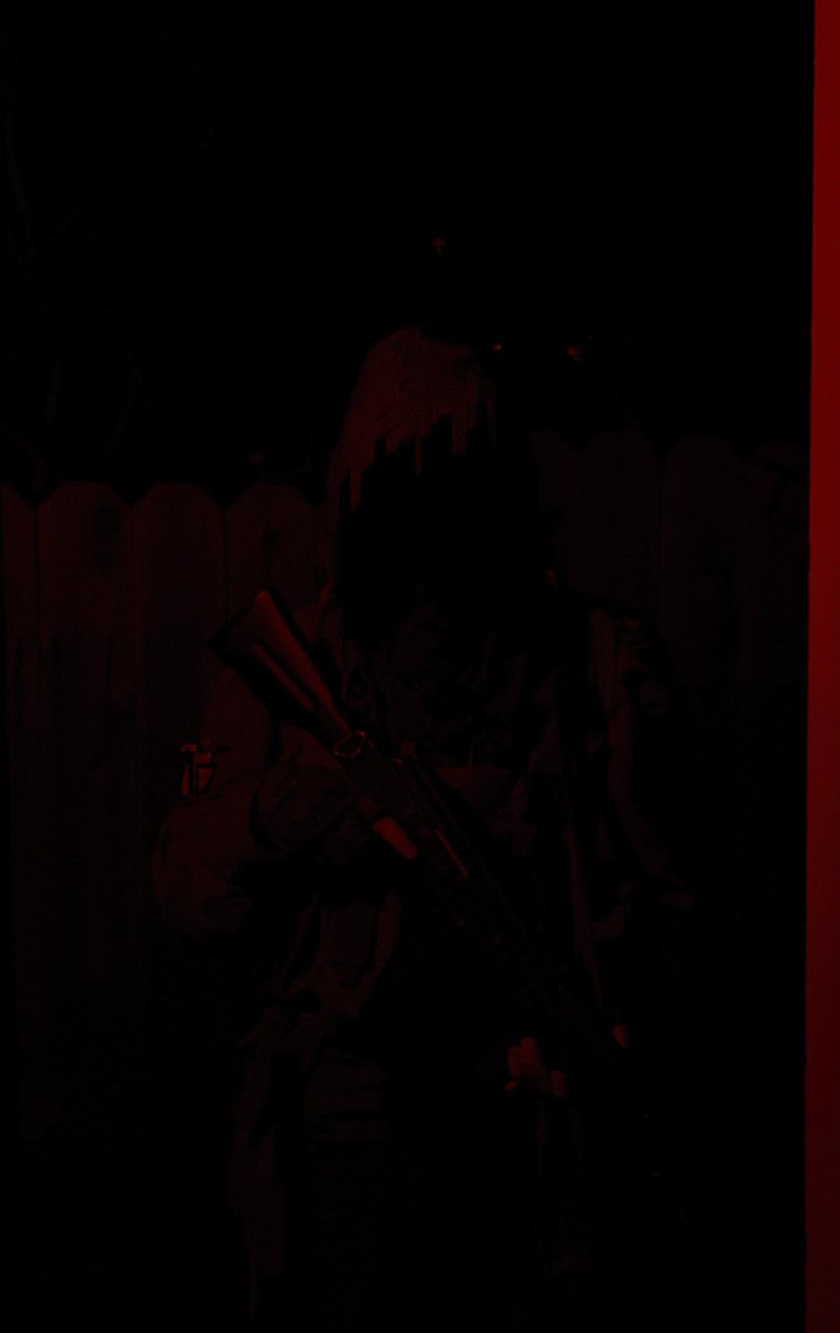 Projectgodless's tweet photo. It looks like me. https://t.co/z8LPdUTU37