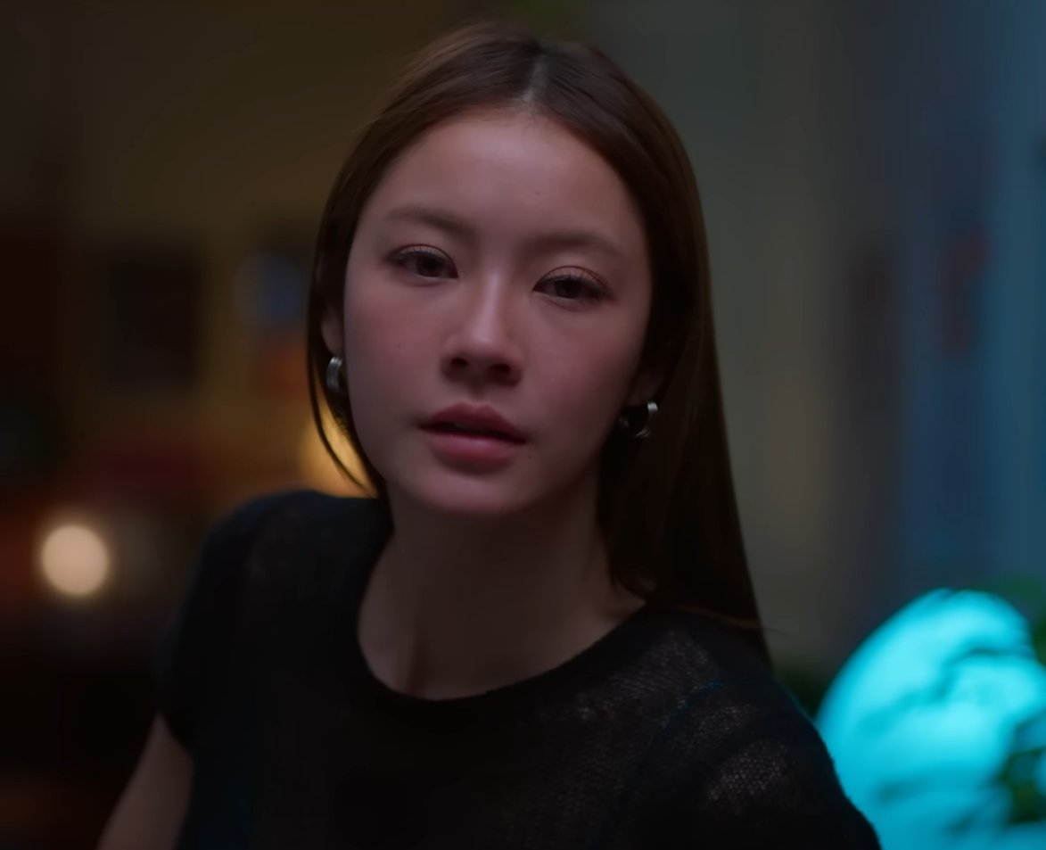 Ammm excuse me... WHERE'S PRIM'S SHIRT?