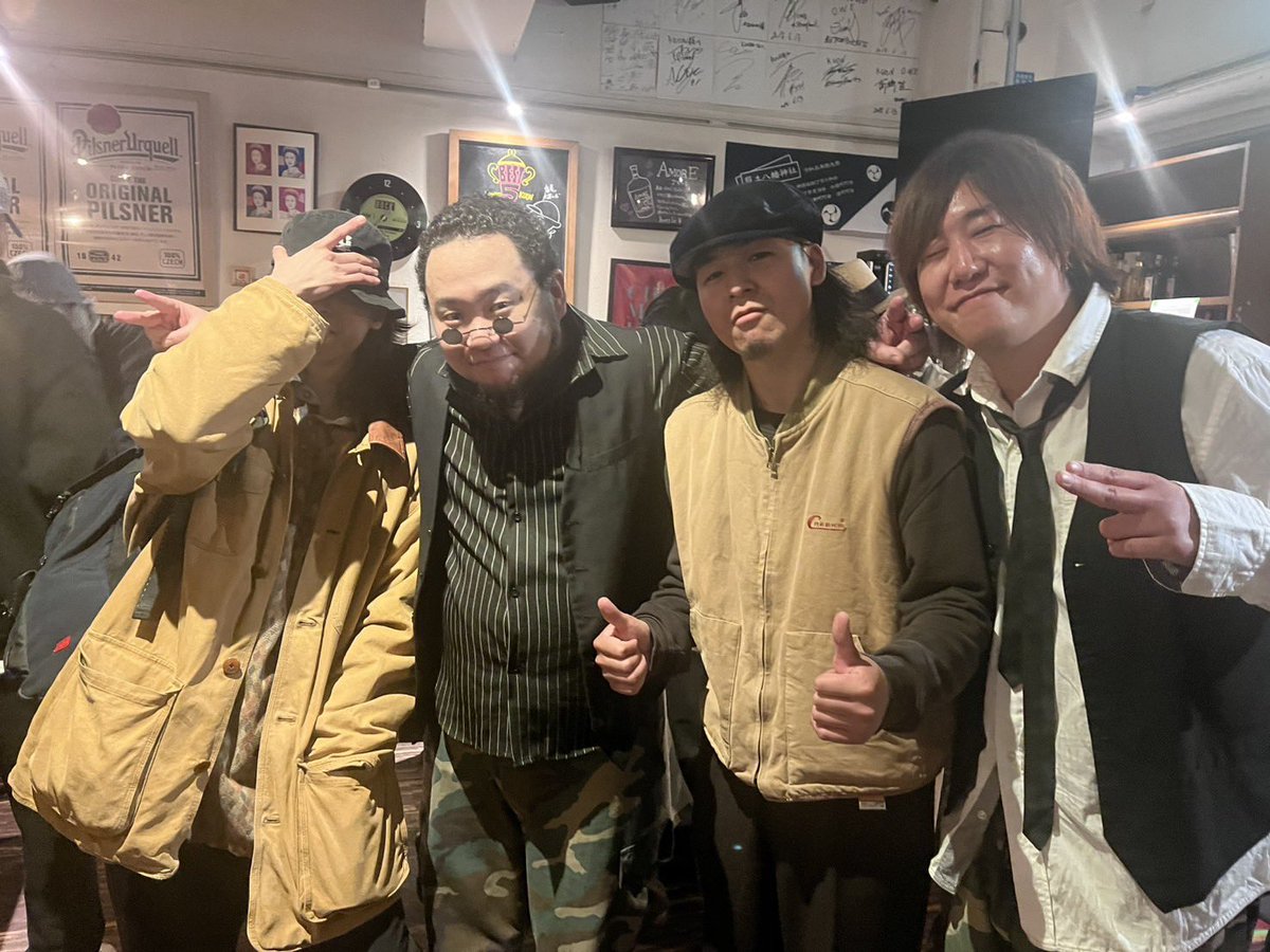 ひろや tweet media