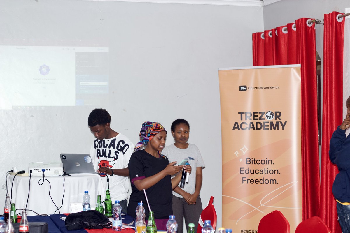 Bitsavers Eduhub tweet media