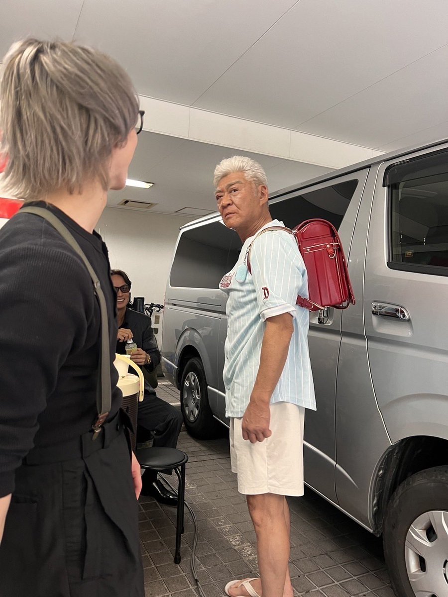 映画のパンフレット売り切れで
再販希望のコメント無限大❗️

スタッフ見てるだろうから
こりゃ全国で
大幅に再販しないと
よろしく❗️

きっとやってくれるから
少し待っててな👍