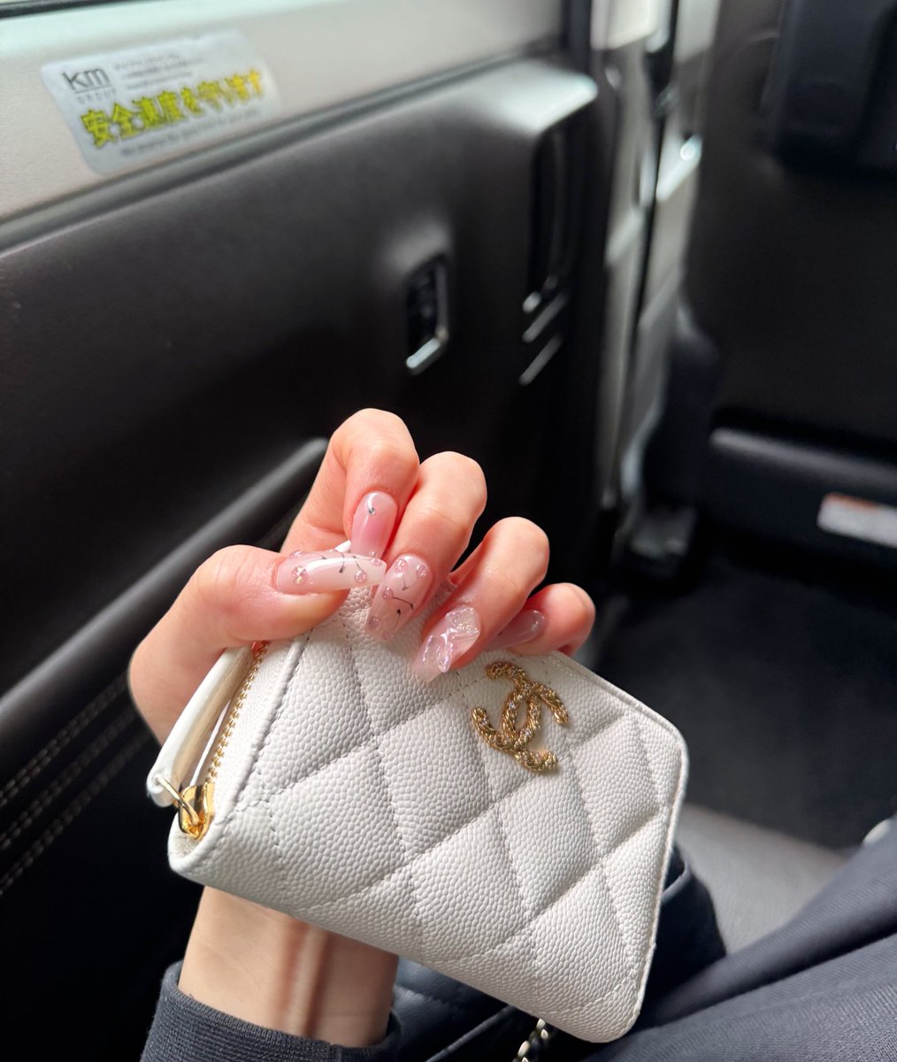 momo tweet media