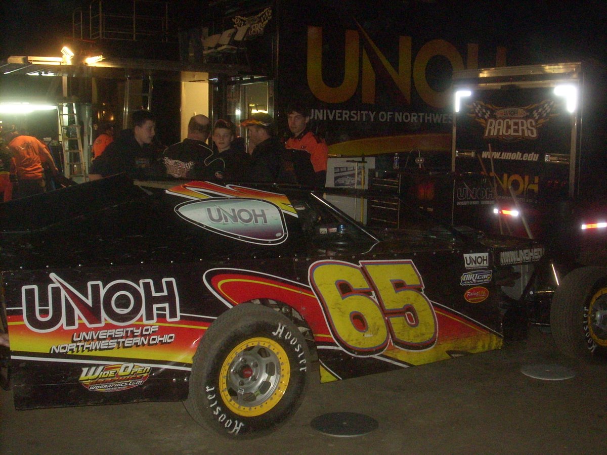 Short Track Pictures tweet media