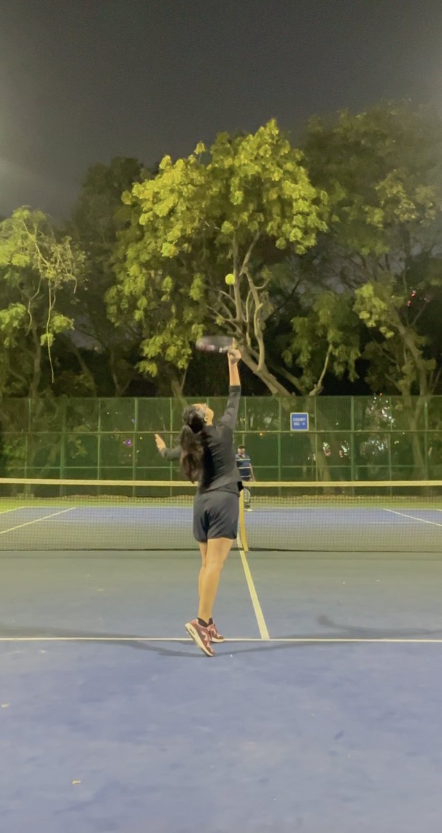 daman_028's tweet photo. My first legal serve! 🎾✨ https://t.co/2SqpGsZEVz