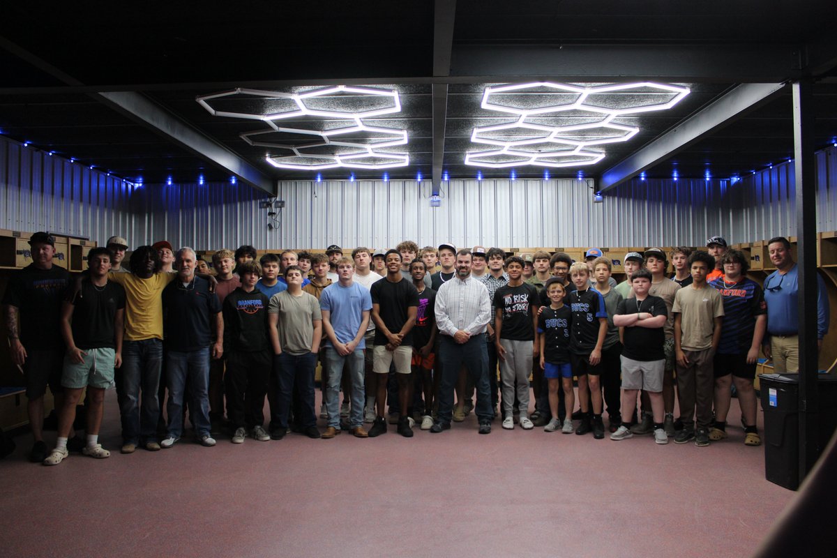 Branford Buccaneer Football tweet media