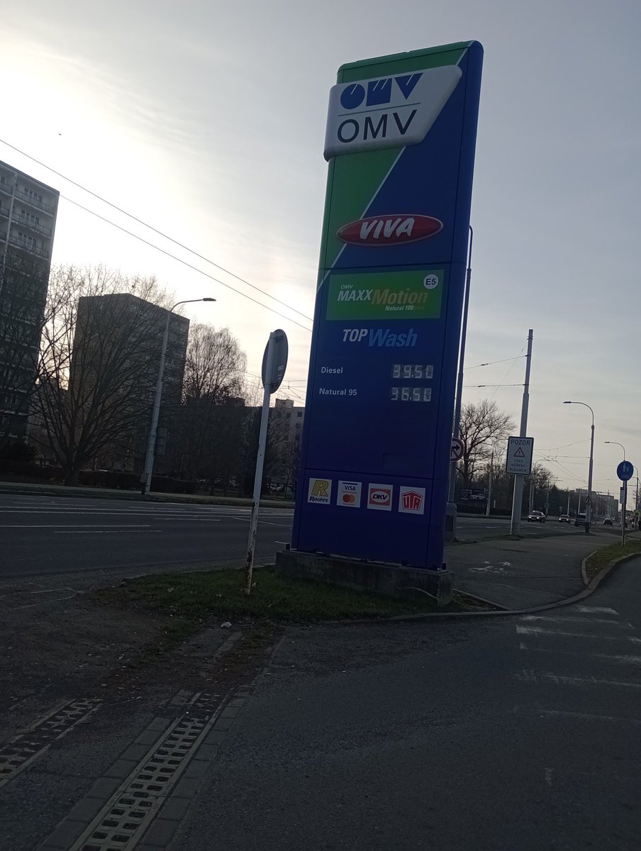 Jarda Jelen tweet media