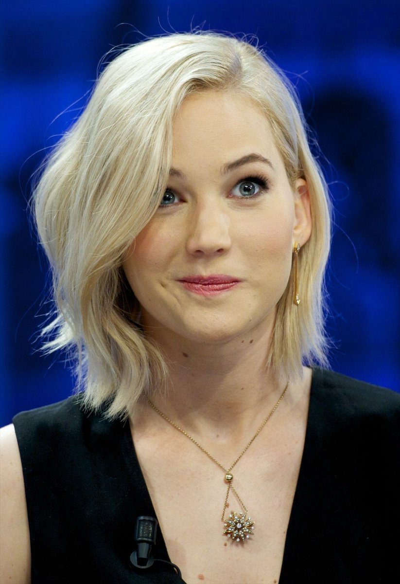 Jennifer Lawrence tweet media