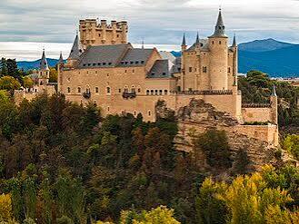 theepicmap's tweet photo. 🏰 Countries with the most Castles:

1. 🇫🇷 France: 45,000
2. 🇮🇹 Italy: 20,000
3. 🇩🇪 Germany: 3,481
4. 🇨🇿 Czechia: 1,820
5. 🇬🇧 United Kingdom: 1,500
6. 🇪🇸 Spain: 1,459
7. 🇧🇪 Belgium: 1,240
8. 🇮🇳 India: 802
9. 🇮🇪 Ireland: 657
10. 🇨🇭 Switzerland: 552
11. 🇮🇷 Iran: 457
12. 🇵🇱 Poland: 375
13. 🇭🇺 Hungary: 305
14. 🇷🇴 Romania: 301
15. 🇦🇲 Armenia: 293
16. 🇵🇹 Portugal: 284
17. 🇯🇵 Japan: 272
18. 🇸🇪 Sweden: 244
19. 🇦🇹 Austria: 222

Source: World Population Review