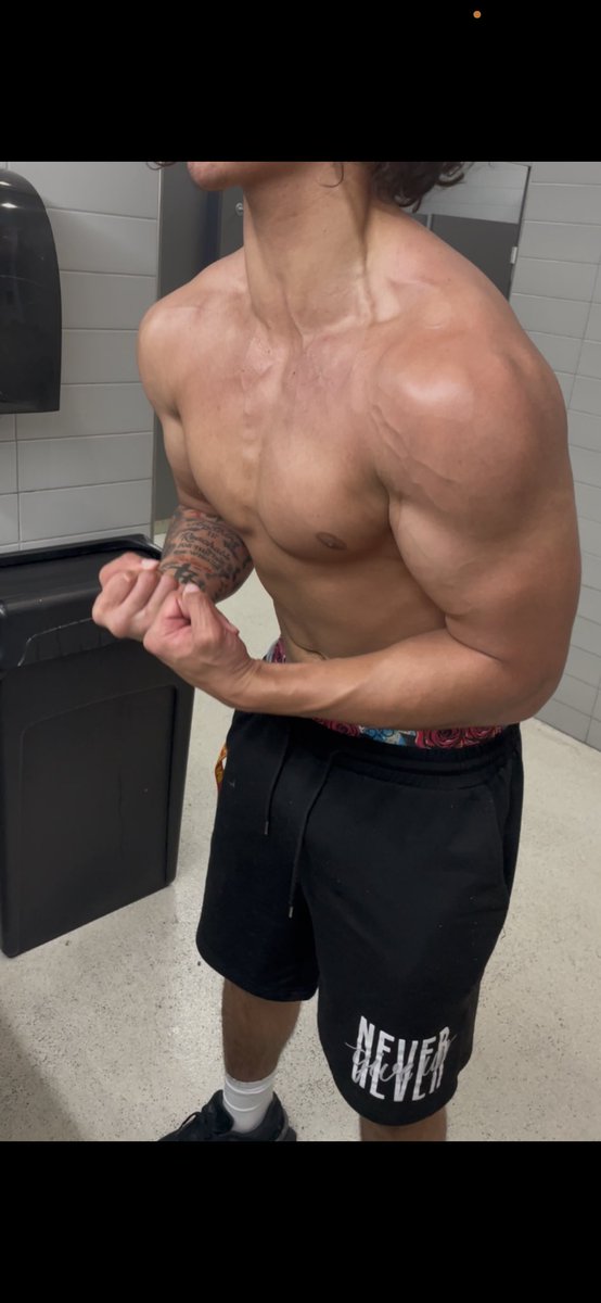 Brayden G tweet media