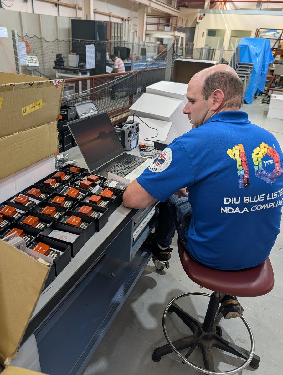 MIDRT_Aust's tweet image. #GratitudePost: All hands on deck this weekend to build all the target planes for the #MIDRT_AS26 tactical serials: Huge thanks to sponsor @CubePilot for lending their team and a pile of Cube Orange to the task!
#SendIt!