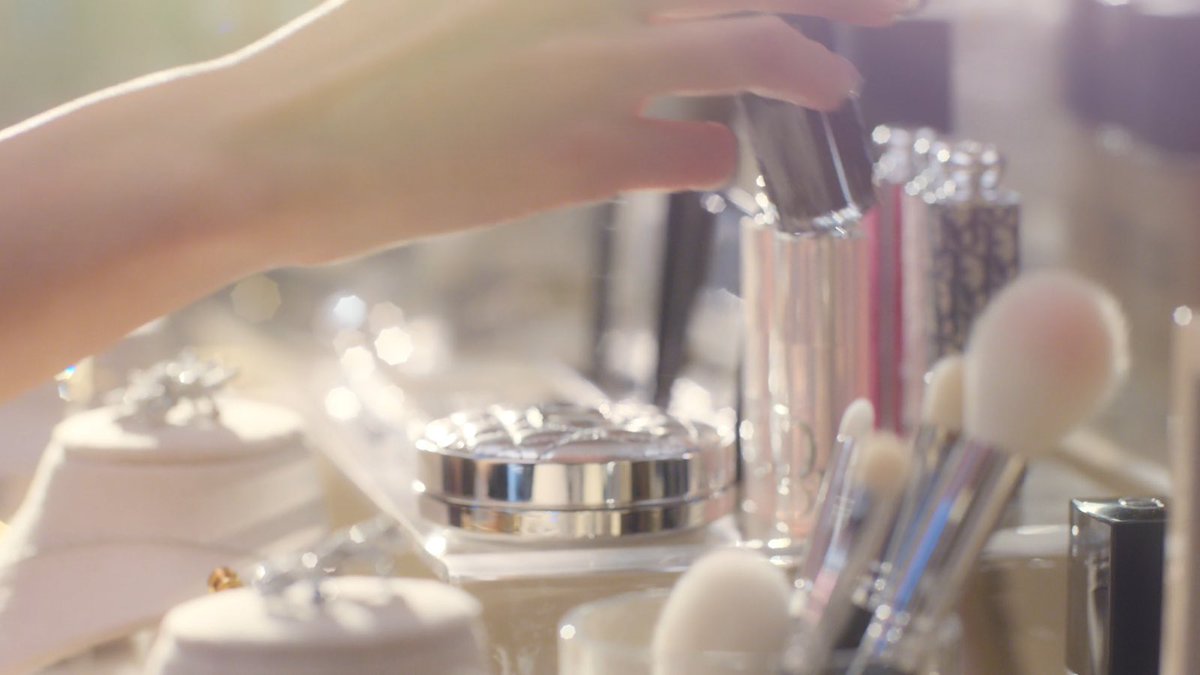 ✅ Snowdrop press (Actress Jisoo debut): Dior Spring 2019 Couture
✅ Flower opening screen: Dior Skincare
✅ Earthquake opening screen: Dior Beauty
✅ Boyfriend on Demand opening screen: Dior Beauty and Fragrance

Thank you <a href="/Dior/">Dior</a> for sticking with Jisoo every step of the way,