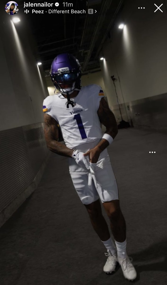 VikingzFanPage tweet media