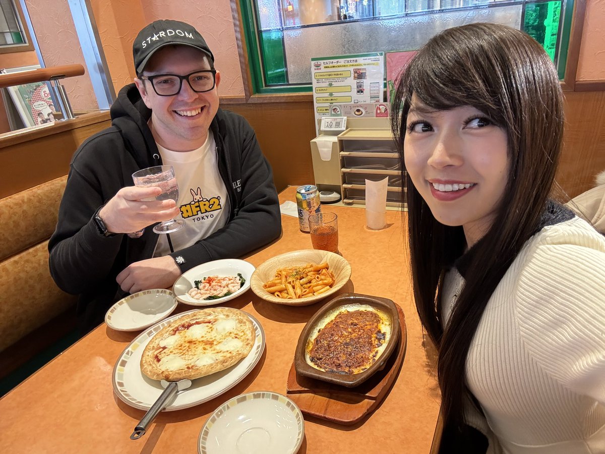 Frank Howley 🌹 tweet media