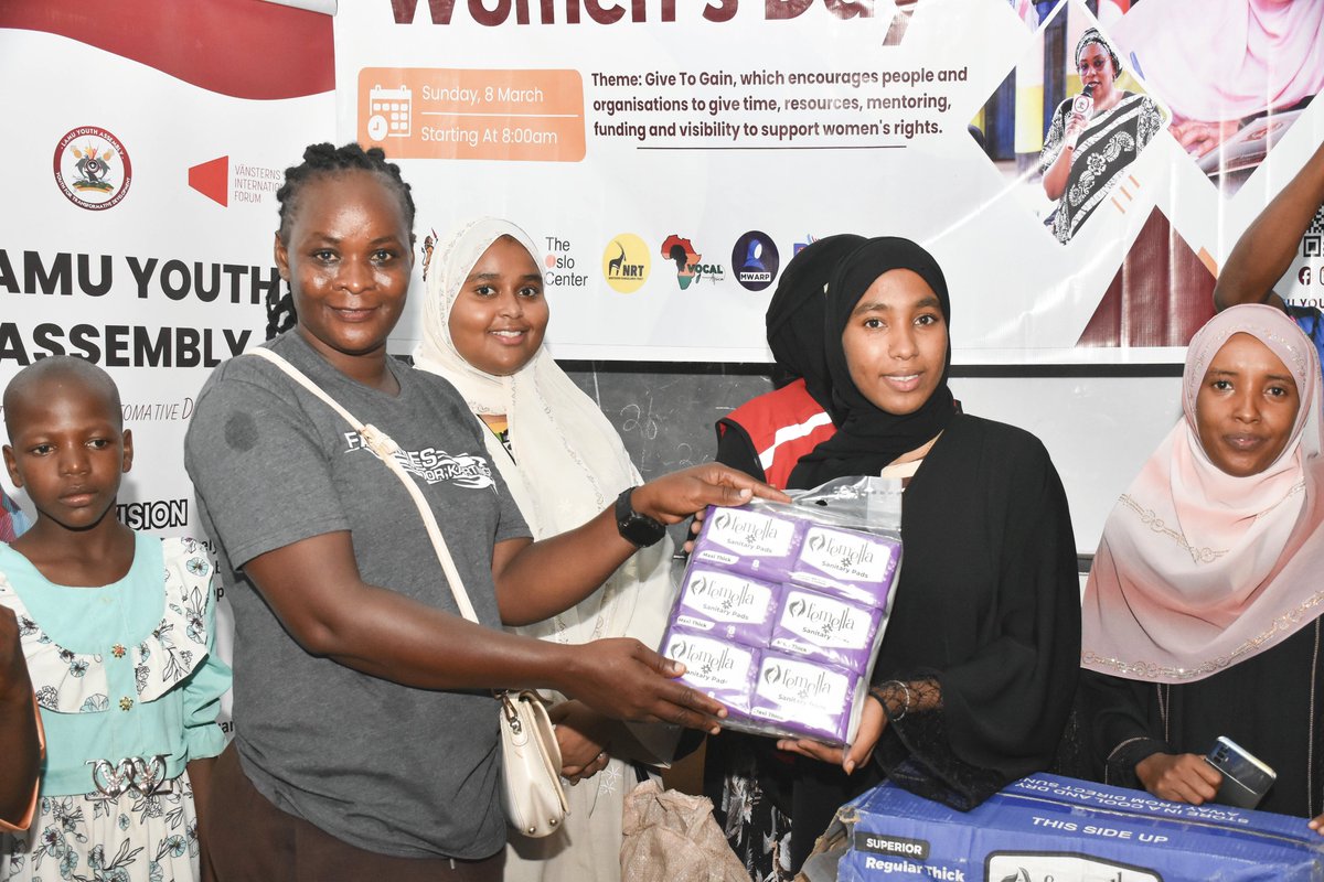 YouthLamu's tweet photo. On #InternationalWomensDay, the Lamu Youth Assembly led by visited Sendemke Village, Witu Ward – Lamu County to support young girls with sanitary pads, hygiene awareness, and a message of confidence and opportunity.
#EmpowerHer #GirlsMatter https://t.co/H8oJozt216