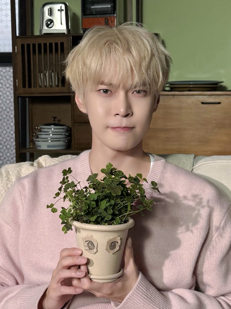 도영라떼의 계절이야 ~~