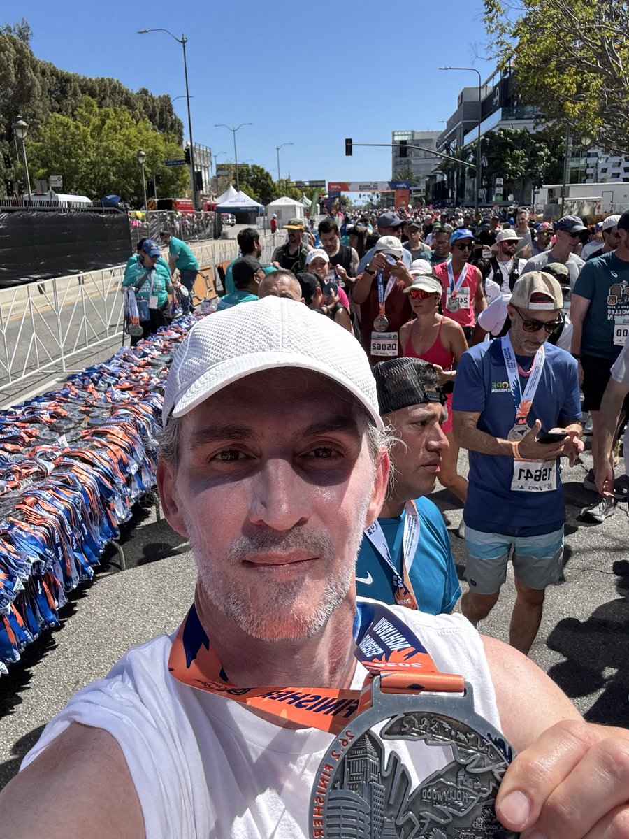 MRezaBanki's tweet photo. 14th consec #LAMarathon 2026, (earlier today) #justice #fairness &amp; #EqualOpportunity in all contexts.

"The arc of the moral universe is long, but it bends towards justice." MLK. 

More at https://t.co/tR9N7DrjeF #RezaStory https://t.co/s76e0ysmN4