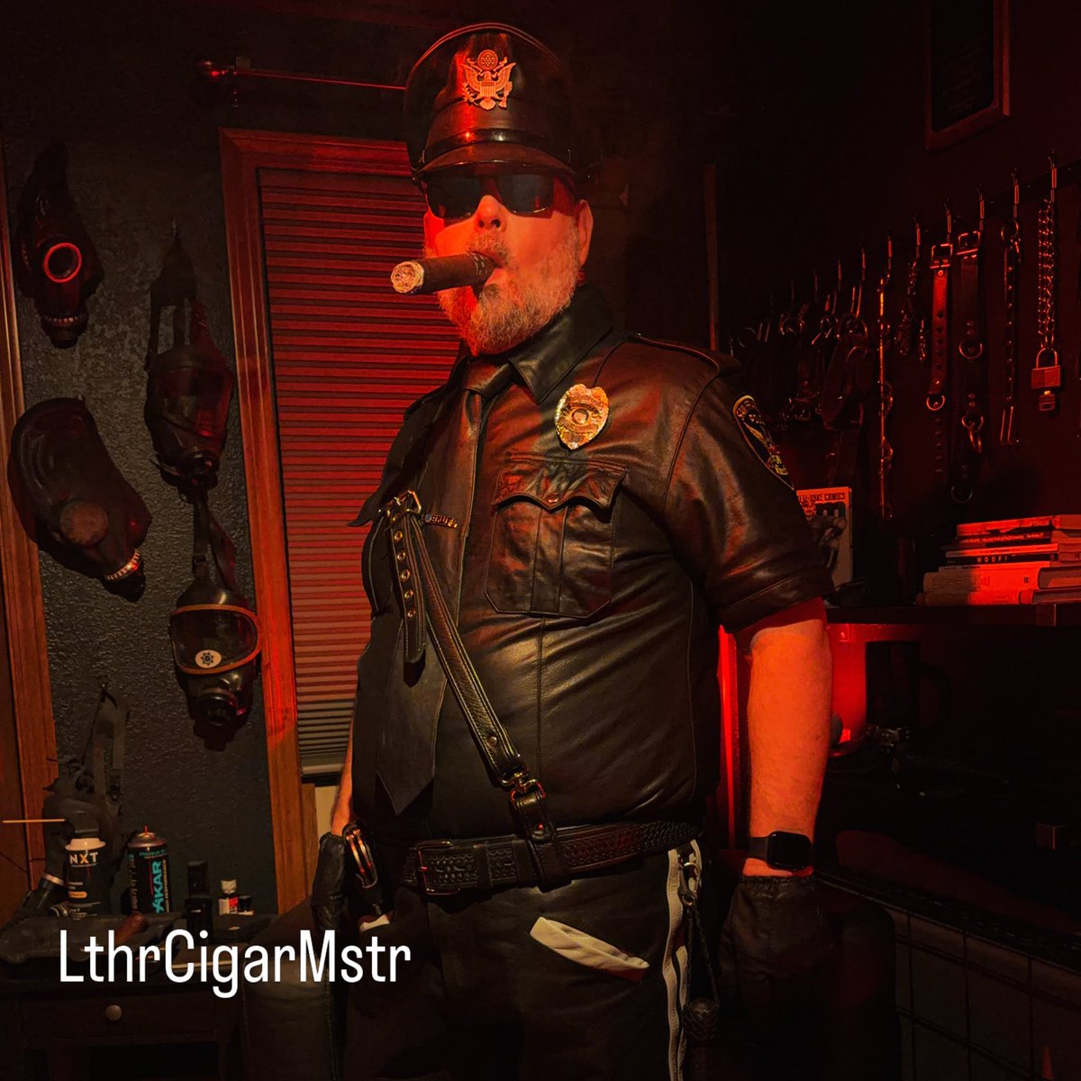 LthrCigarMstr tweet media