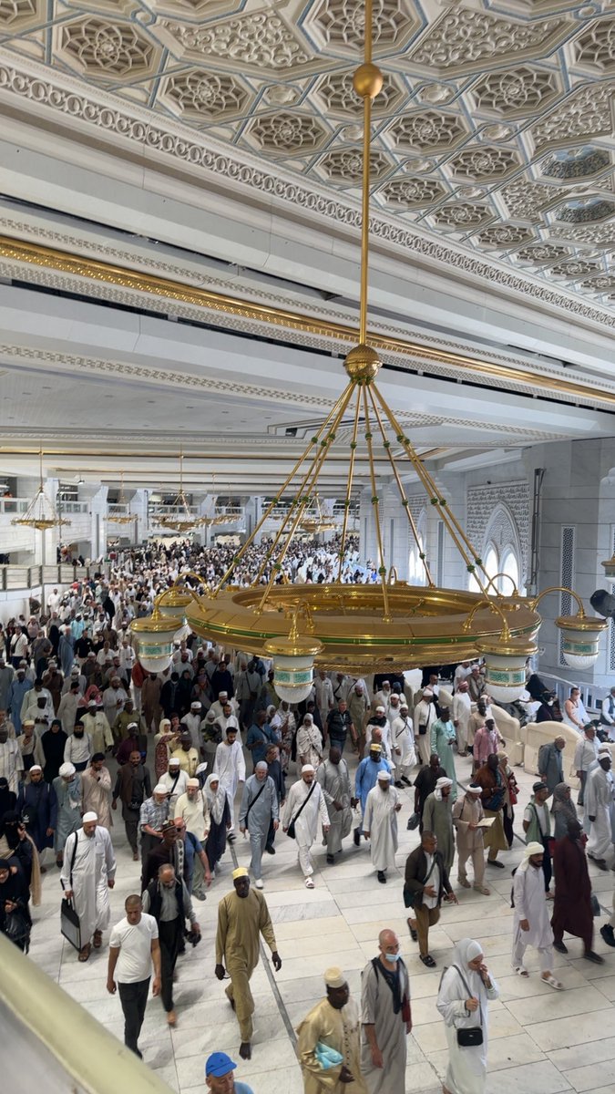 7Alpiii's tweet photo. الحمدلله على التمام الحمدلله ان قلبك قادر ينغسل وروحك تتجدد والاماني المستحيله نقدر نلجأ لها بدعاء ♥️ https://t.co/R8TZ2mZXrC