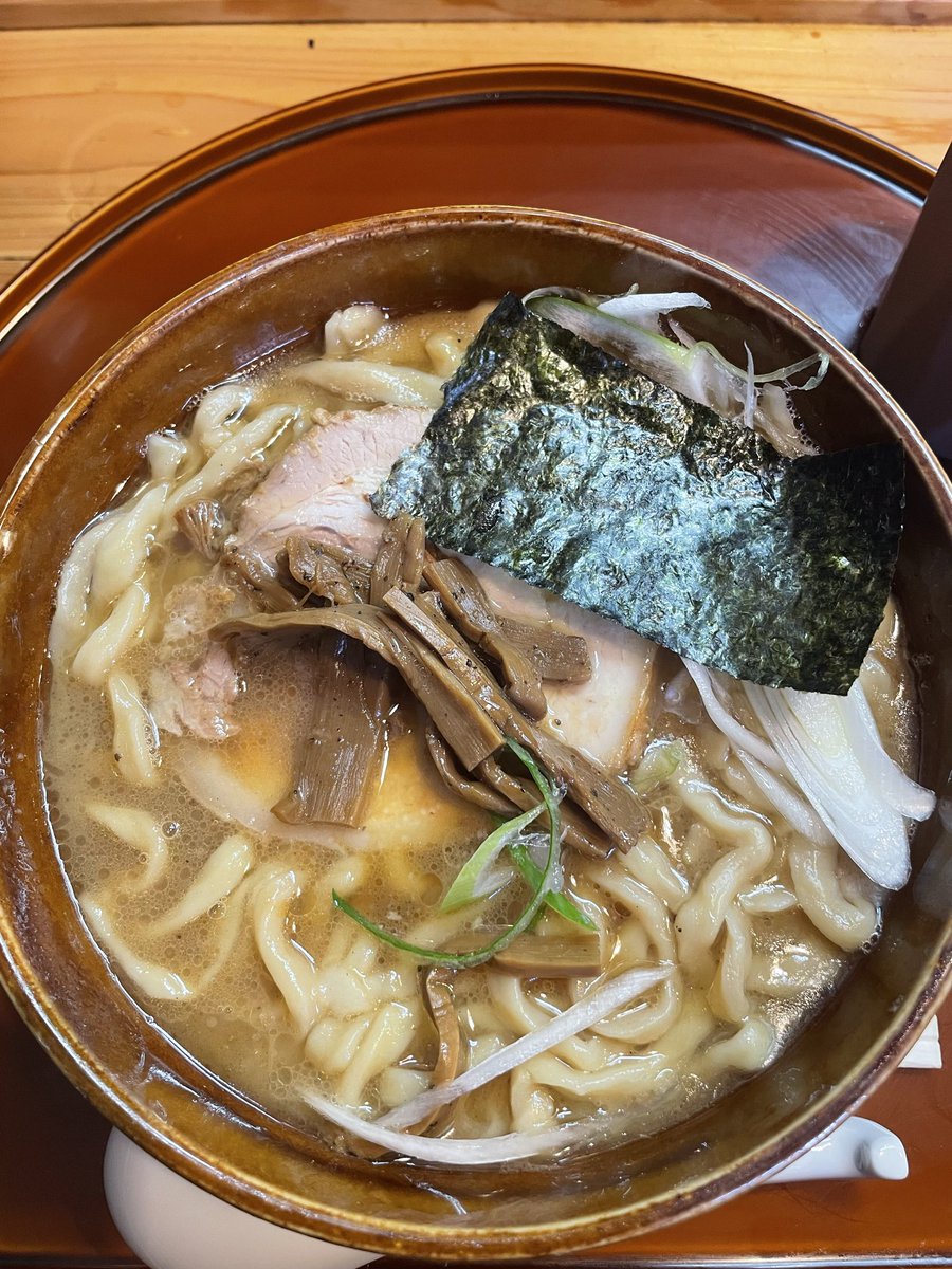 twojsn's tweet photo. 松尾製麦（世田谷区祖師谷）
中華蕎麦（中） https://t.co/yiy2BcvXc4