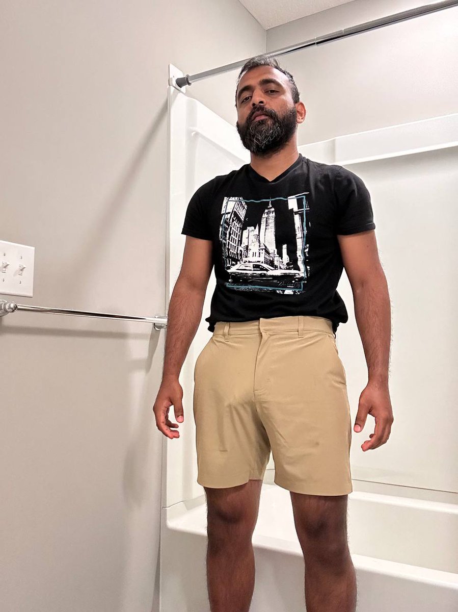 DomExplr0001 tweet media