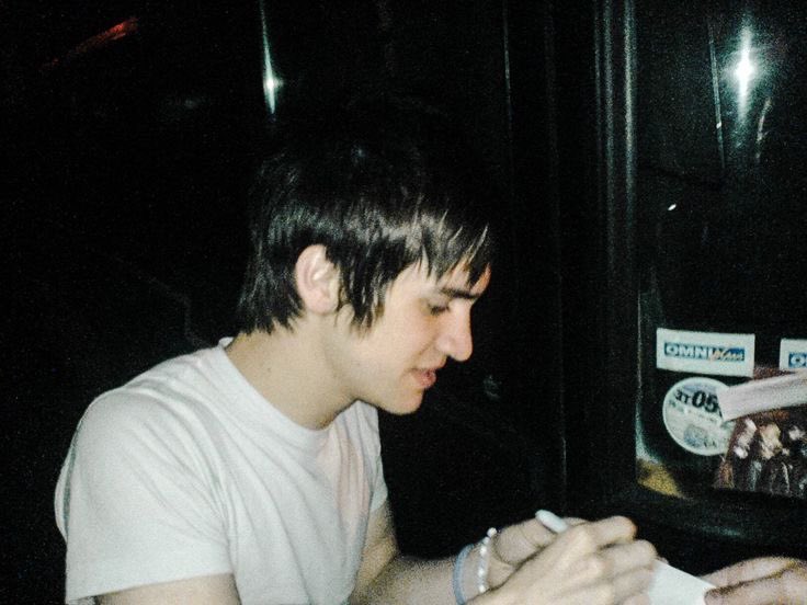 brendon thinker! 💭 tweet media