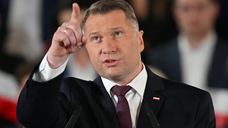 Stuart Dowell tweet media