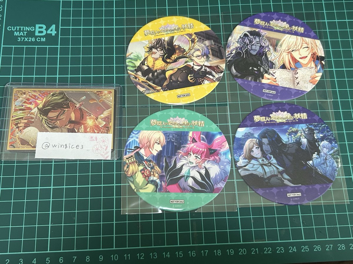 wingice3's tweet photo. 【求】
eeoCafeコラボ特典ポストカード
ダステ

〖譲〗
各コラボ特典(画像参照)
『メリーローズ ベラノーラ ゴースト ベルベット オスカー イツキ フォルクス&amp;メル カナン＆ベツェル ヒース＆プラオ シハル＆ベラノーラ』

コースターは複数提供可 https://t.co/1h45IXhsmT