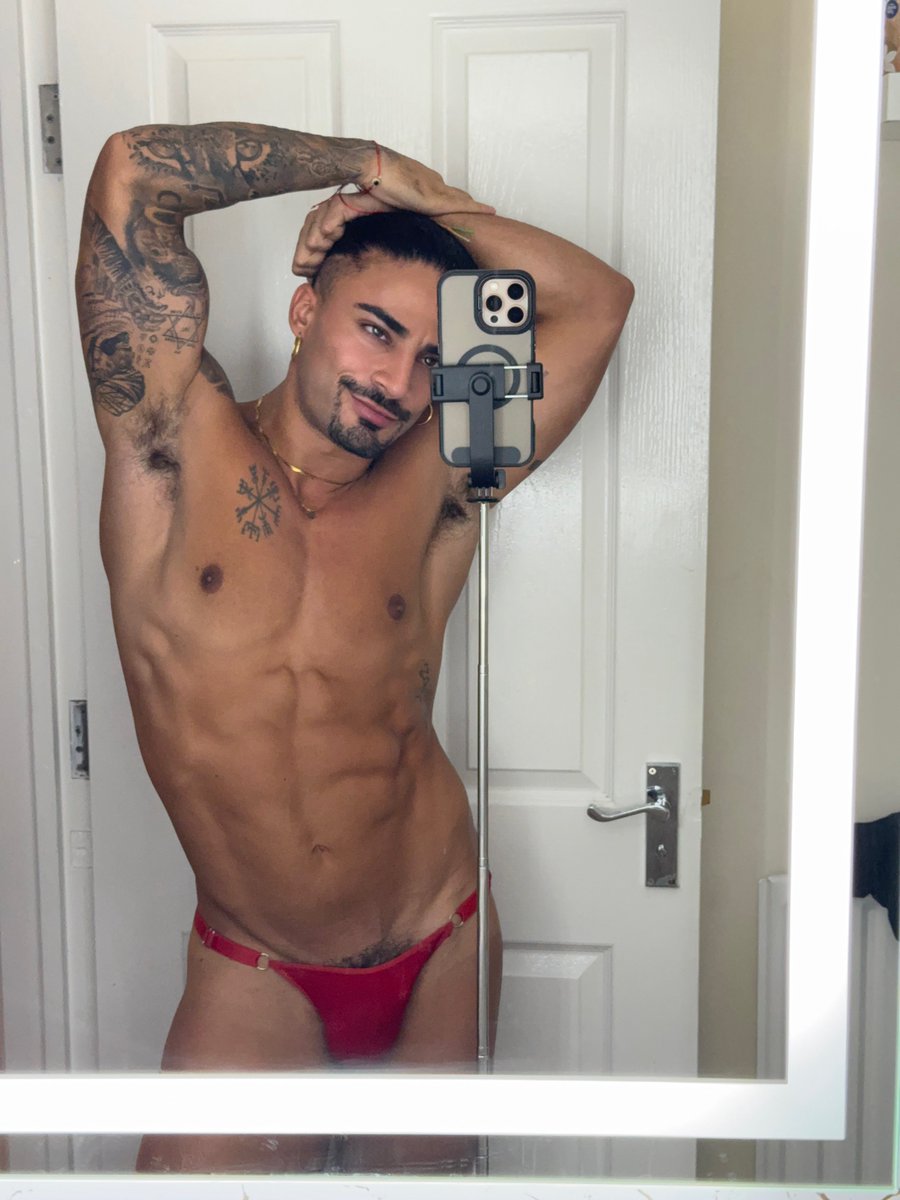 Hiuri Cruz 🇧🇷🇬🇧 tweet media