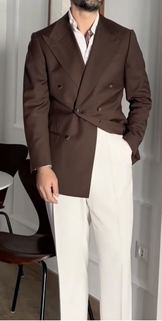 fashionhommemex's tweet image. Muy buen inicio de semana!!! Tres #outfits espectaculares #felizlunes #happymonday #men #fashion #menfashion 👔🎩👞