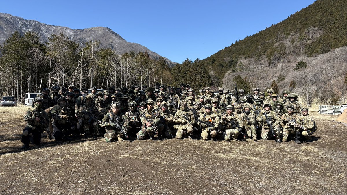 3 MADE ISSUE tweet media