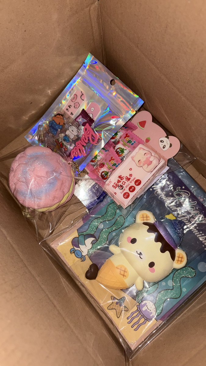 AnzelPreloved tweet media