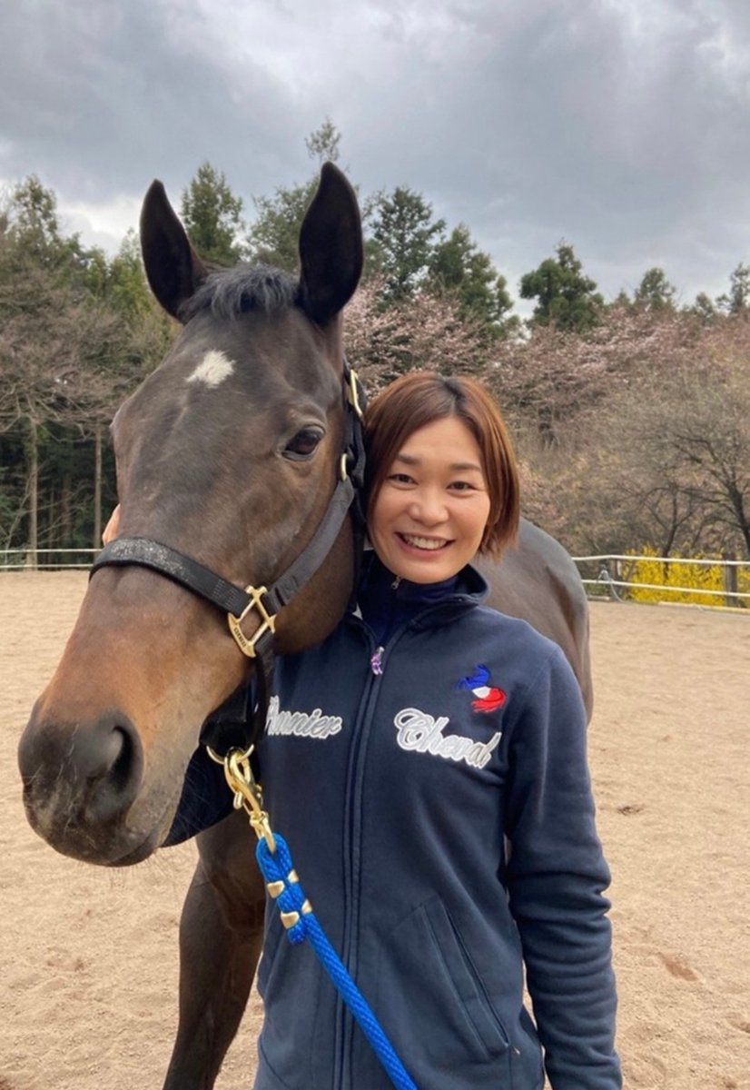 JAC_foundation's tweet photo. 【25年度助成先視察レポート】
昨年、群馬県前橋市に拠点を置くニューホープステーブルスを訪問してきました。
「馬ファースト」をモットーとしたご活動について、放牧場でのびのびと過ごす馬たちを眺めながら、直接お話を伺うことができました。

▼視察レポートはこちらから
https://t.co/FchOH8KmaO https://t.co/Um8xQ9ZO8k