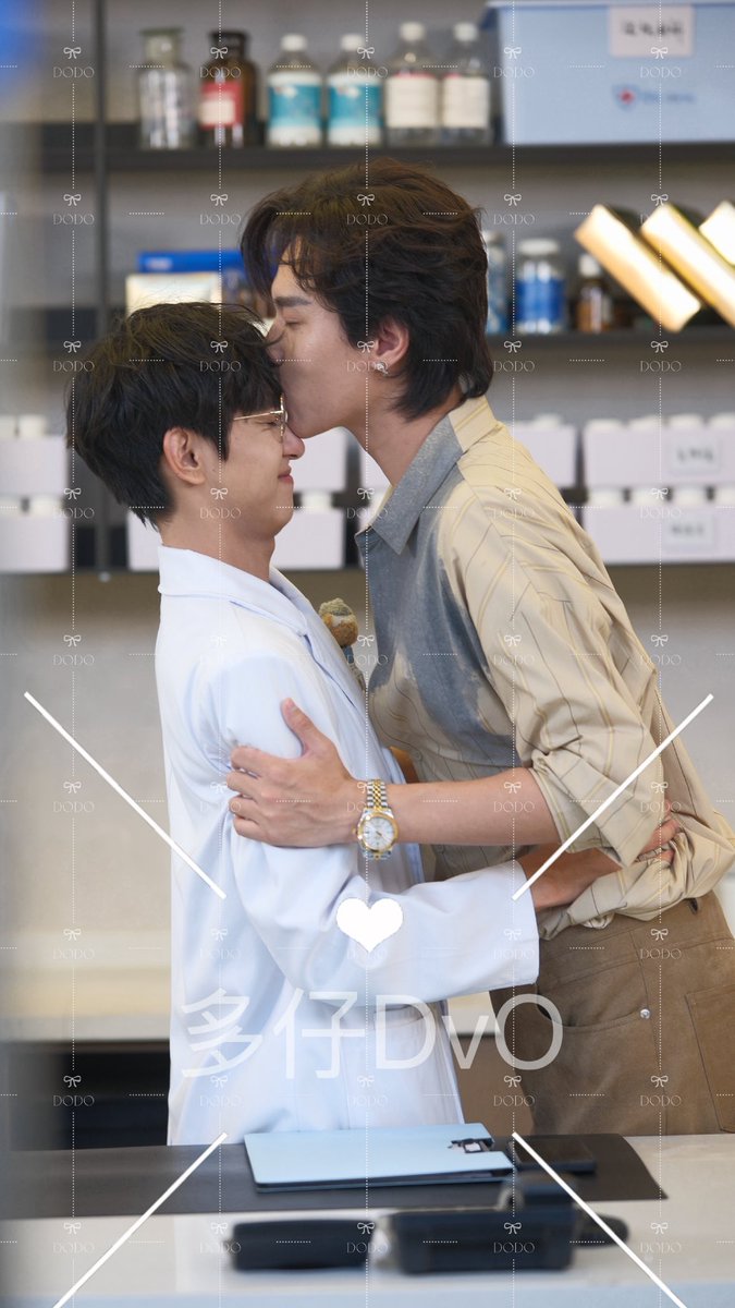 _SQweeziix_'s tweet photo. เออเอาได้หอมคนเดียว ได้จุ๊บคนเดียว ชื่นใจอยู่คนเดียวแต่อวดคนได้เป็นล้าน ทำไรก็ทำรักกันดีก็พอ 💚🩷

#ZhanXuan #จ่านเซวียน #展轩
#LiuXuanCheng #หลิวเซวียนเฉิง #刘轩丞 
#ZhanCheng #XuanXuan https://t.co/iaokzhKsQ8