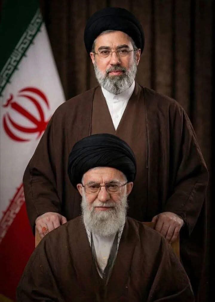 mohamed9__4's tweet photo. صالح بعد صالح .. عاد الخامنئي شاباً

#مجتبى_خامنئي 
#ايران https://t.co/96LNCeb27J