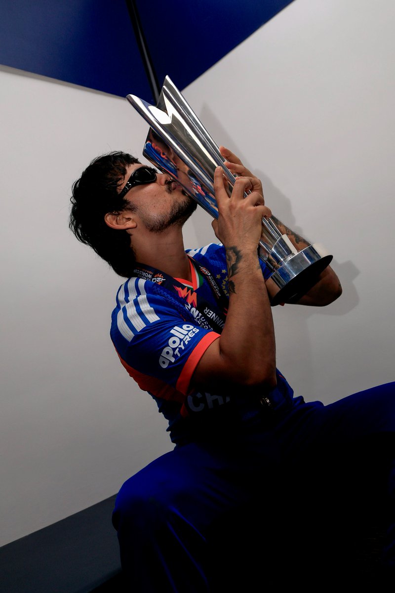 BCCI's tweet photo. And...the celebrations went on! 😀

📸 Dressing room scenes, ft. 🔙 to 🔙 #T20WorldCup winners 🏆

#TeamIndia | #MenInBlue | #Final https://t.co/yaLUNTS6G2