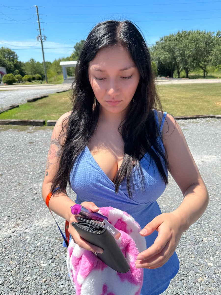 FBizzle (@battsfelicia93) on Twitter photo 