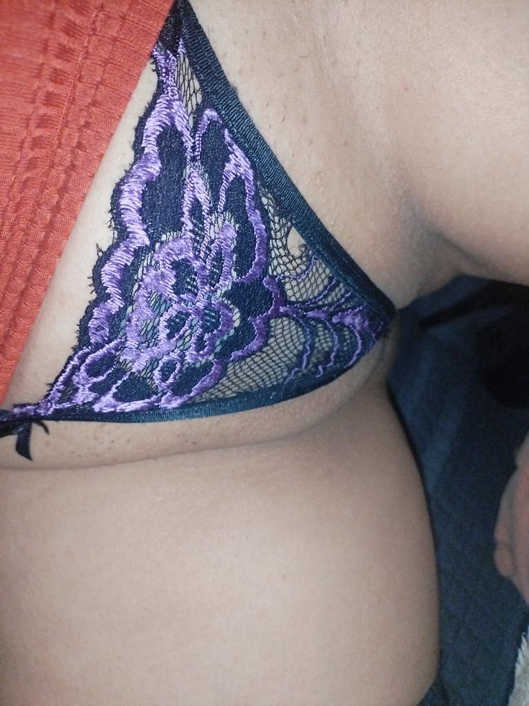 hotwife slut 🦊 tweet media