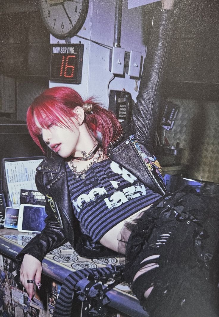 ᥫ᭡.MOLLY tweet media