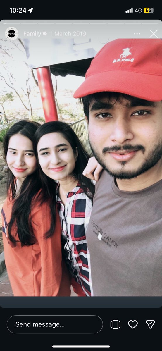 ᗰYᖇᗩ tweet media