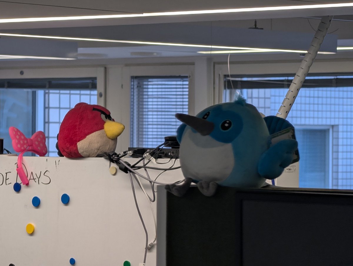 ASalvadorini's tweet image. Happily at the @ElisaOyj office

#Flutter #Flutterdev 

Thanks to my mate @AbdallahSh07 and the Flutter team