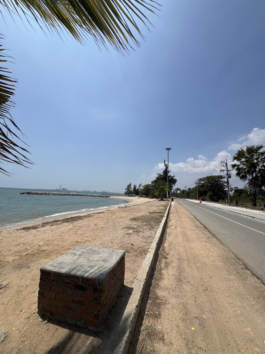 คนเหงา tweet media