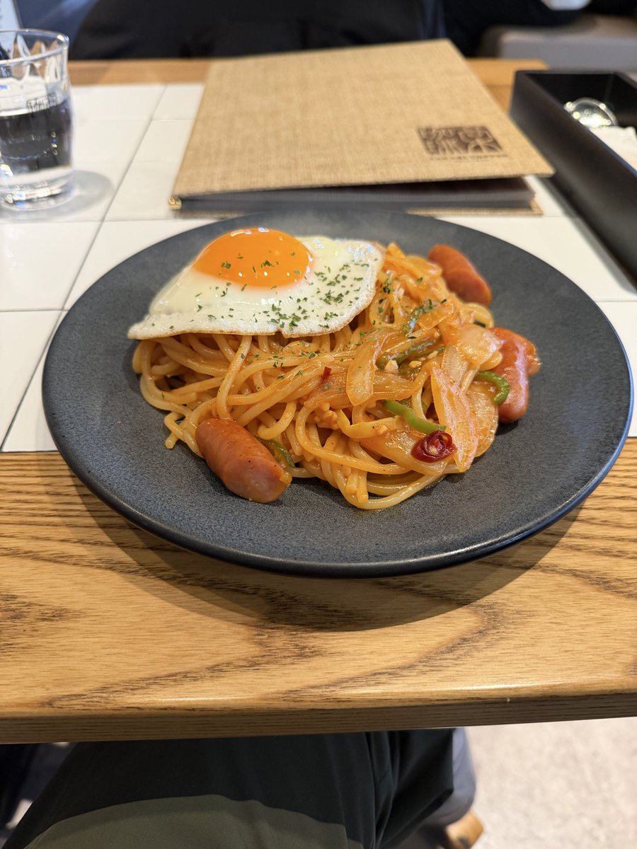 やっと並ばずに高木珈琲に入れた、星乃珈琲店と使い分けよう☕️