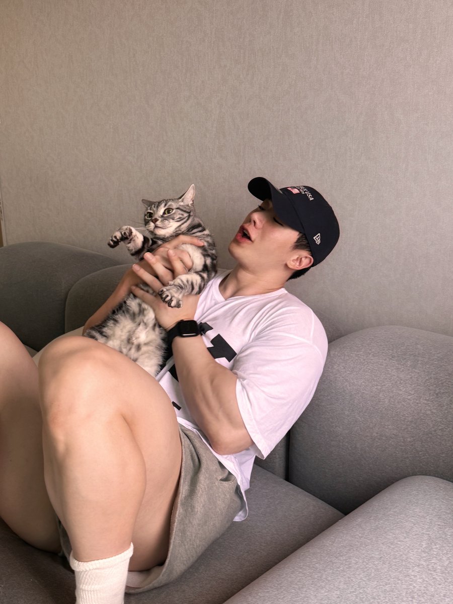 starbl_301's tweet photo. 싸랑하는 원호시💙✨️ https://t.co/avTsJvCZuJ