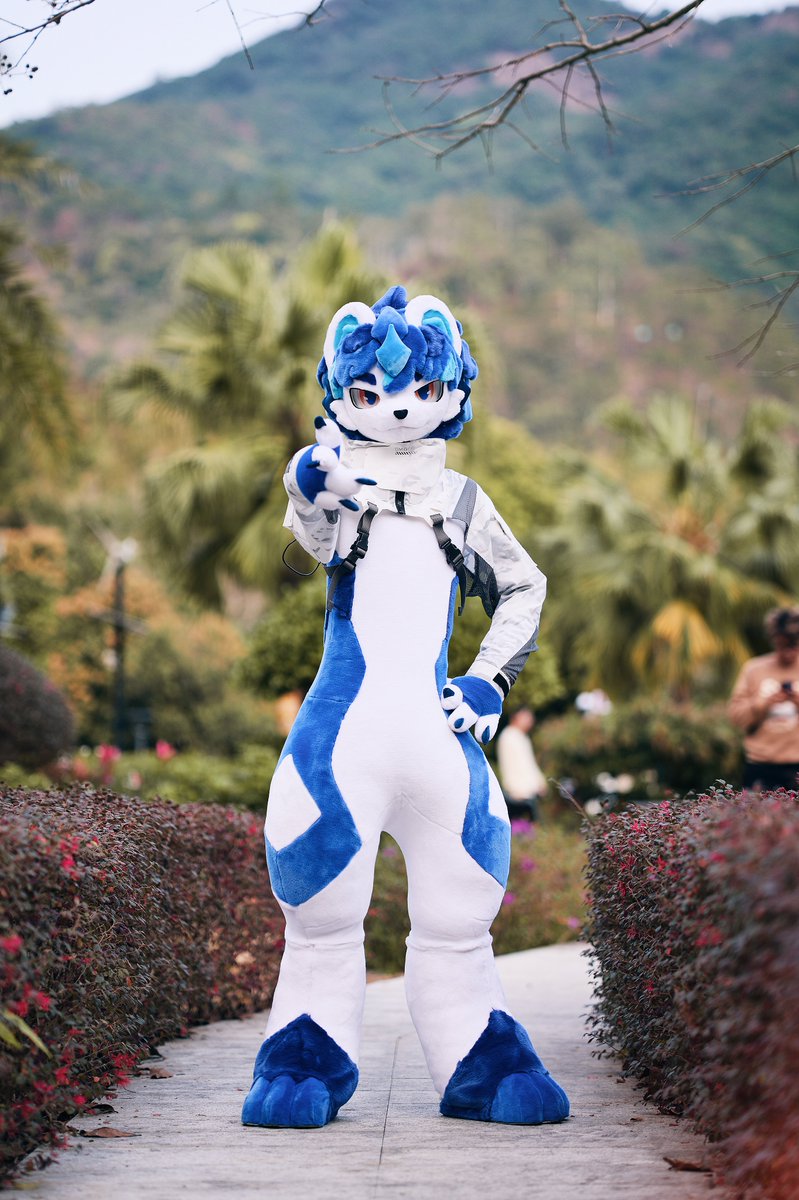 그니 GUNI tweet media