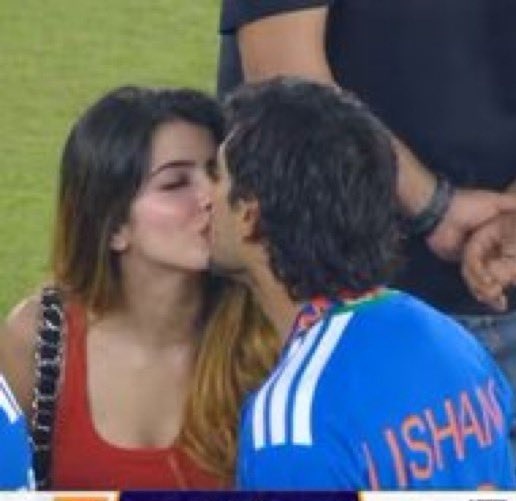 Honest Cricket Lover tweet media