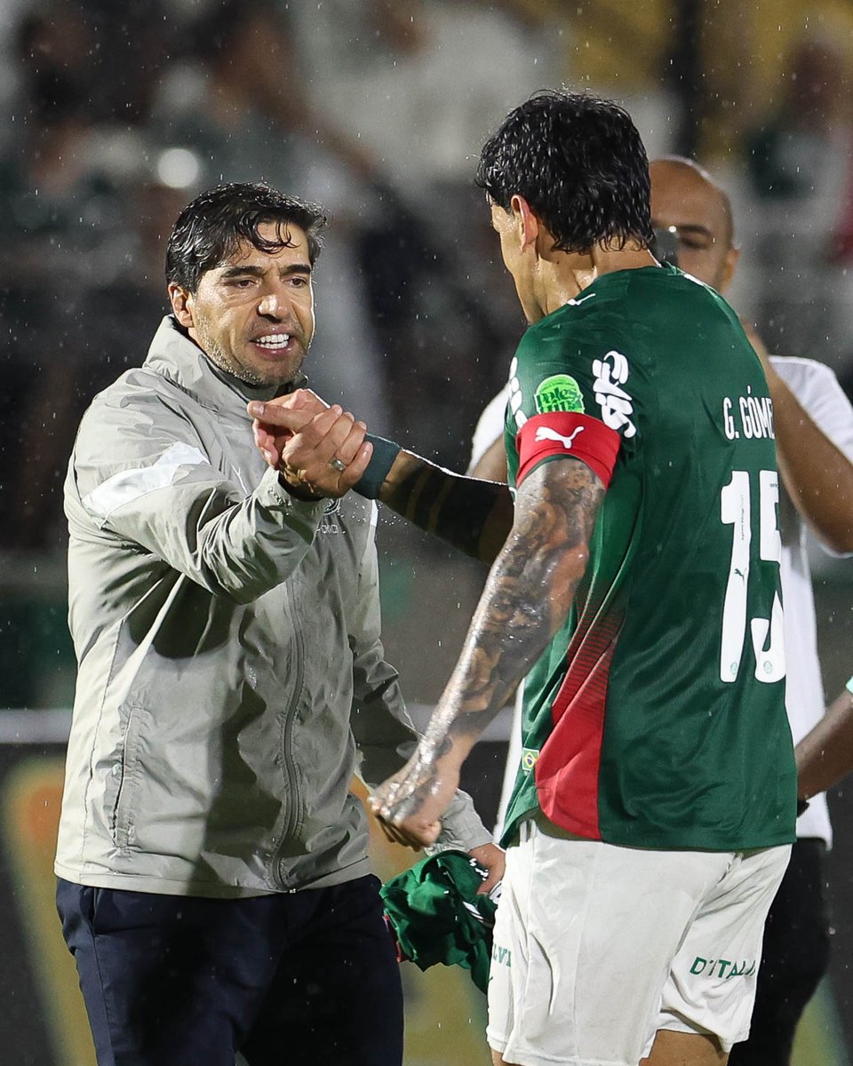 As fotos carregaram aí, #FamíliaPalmeiras? 🏆

Simplesmente o técnico e o atleta que mais conquistaram taças pelo Verdão! 💚

#CampeãoImponente